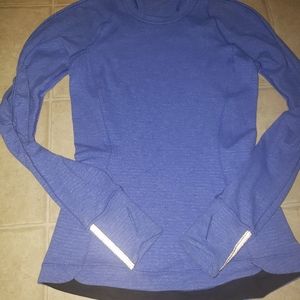 Lululemon top